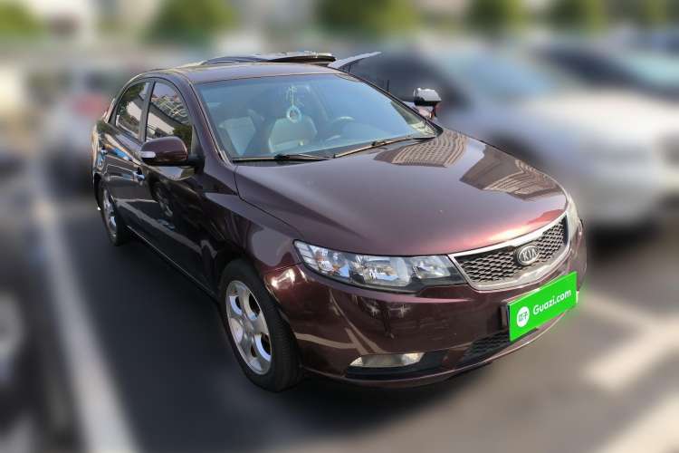 Used Kia Forte 2009 1.6L AT Premium Front Right 45 Deg
