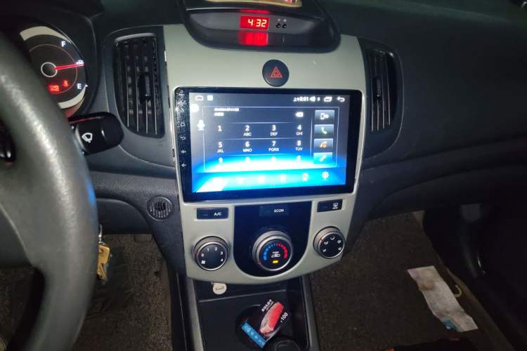 Used Kia Forte 2009 1.6L AT GL Audio And AC Panel