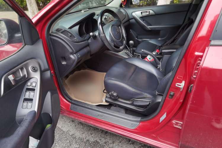 Used Kia Forte 2009 1.6L MT GLS Driver Seat