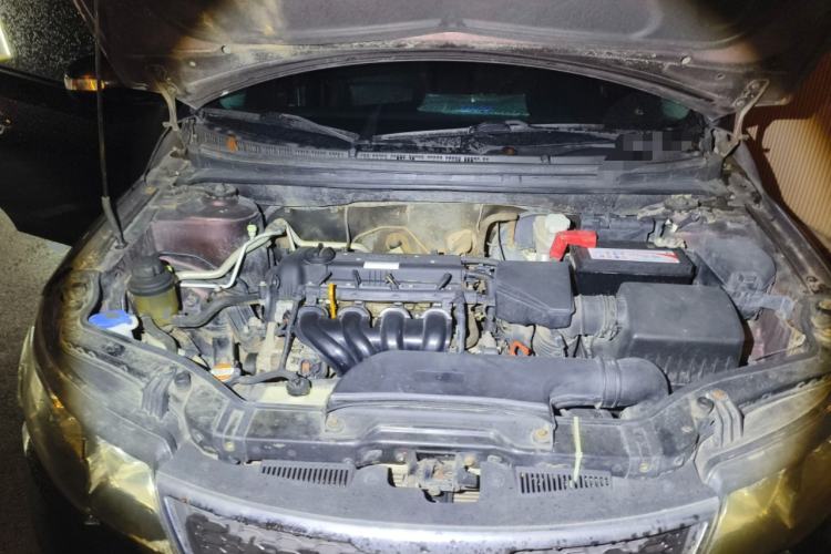 Used Kia Forte 2009 1.6L AT GLS Engine Bay
