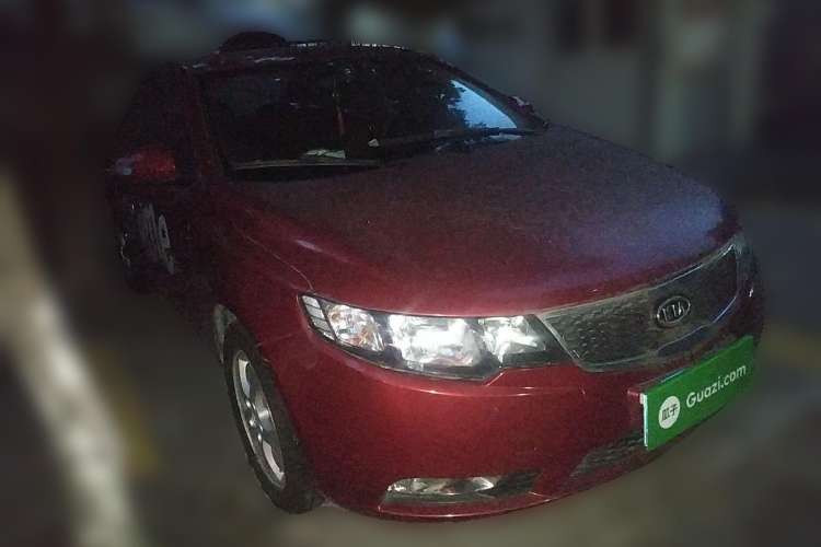 Used Kia Forte 2009 1.6L AT Premium Front Right 45 Deg