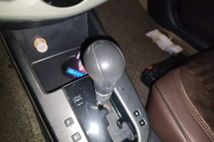Used Kia Forte 2009 1.6L AT GL Gear Lever