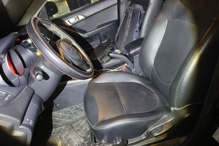 Used Kia Forte 2009 1.6L AT GLS Left Front Seat