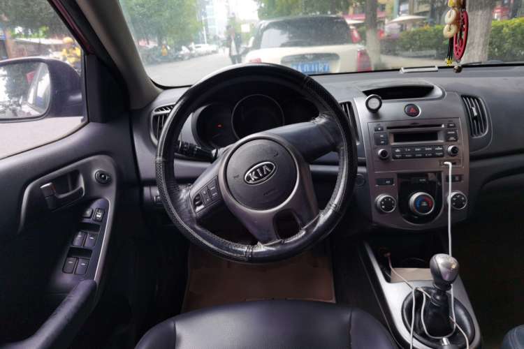 Used Kia Forte 2009 1.6L MT GLS Steering Wheel