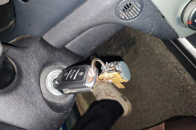 Used Kia Forte 2009 1.6L AT GL Vehicle Key