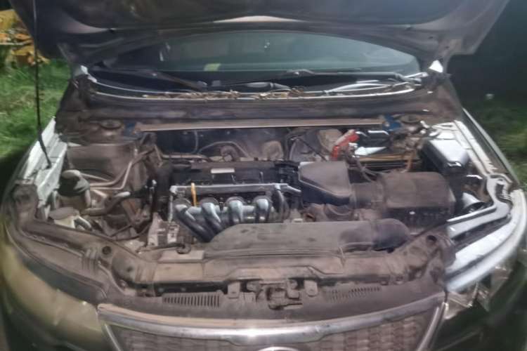 Used Kia Forte 2009 1.6L AT GL Engine Bay