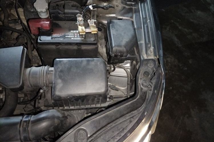 Used Kia Forte 2009 1.6L AT GL Engine Bay Left