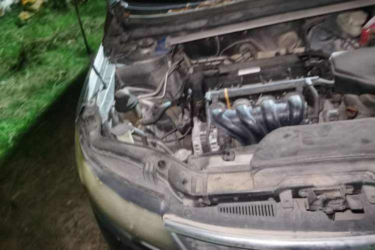 Used Kia Forte 2009 1.6L AT GL Engine Bay Right