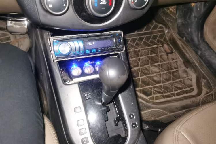 Used Kia Forte 2009 1.6L AT GL Gear Lever