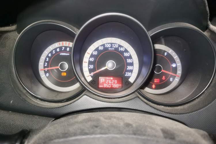 Used Kia Forte 2009 1.6L AT GL Instrument Cluster