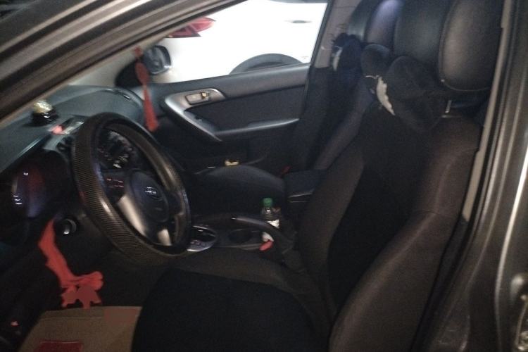 Used Kia Forte 2009 1.6L AT GL Left Front Seat