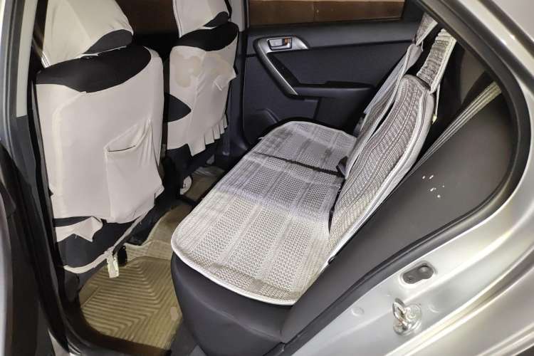 Used Kia Forte 2009 1.6L MT GL Left Rear Seat