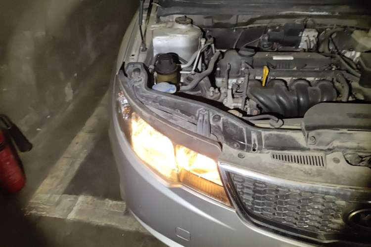 Used Kia Forte 2009 1.6L MT GL Right Front Headlight