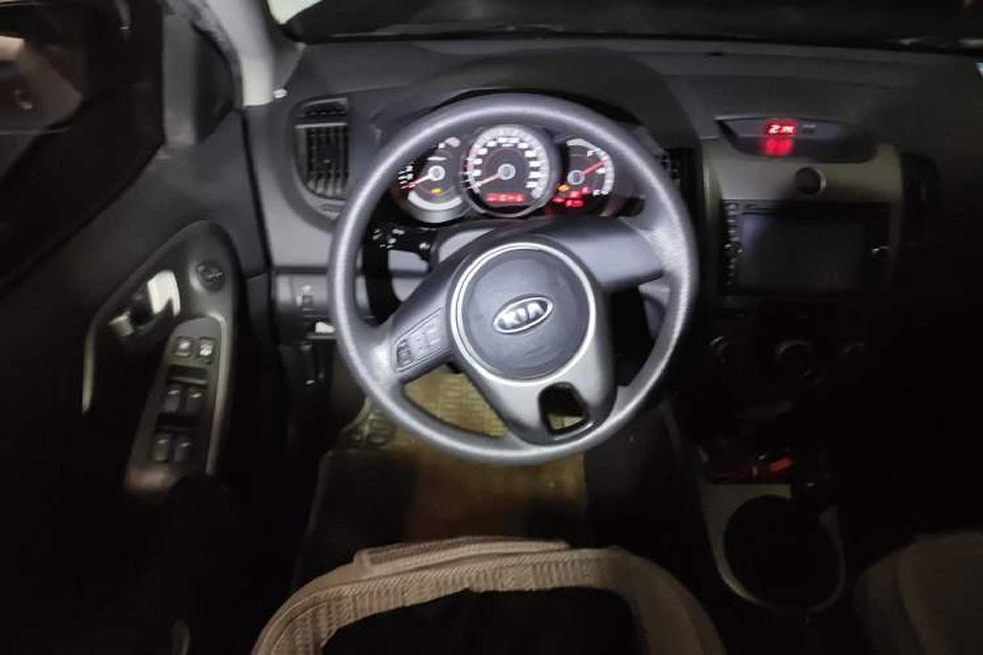 Used Kia Forte 2009 1.6L MT GL Steering Wheel