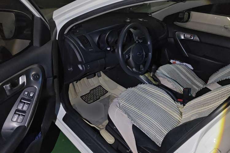 Used Kia Forte 2009 1.6L AT GL Driver Seat