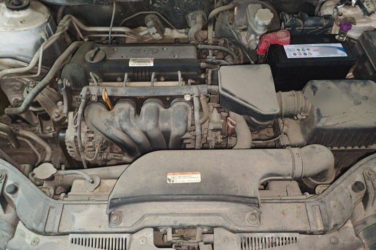 Used Kia Forte 2009 1.6L AT GLS Engine Bay