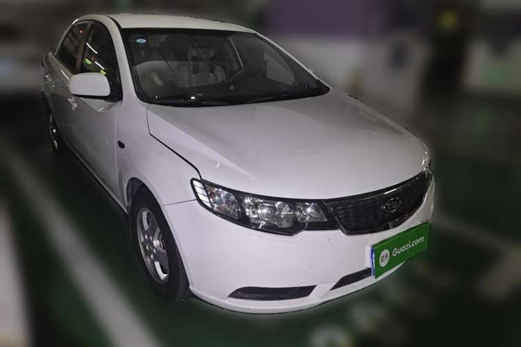 Used Kia Forte 2009 1.6L AT GL Front Right 45 Deg