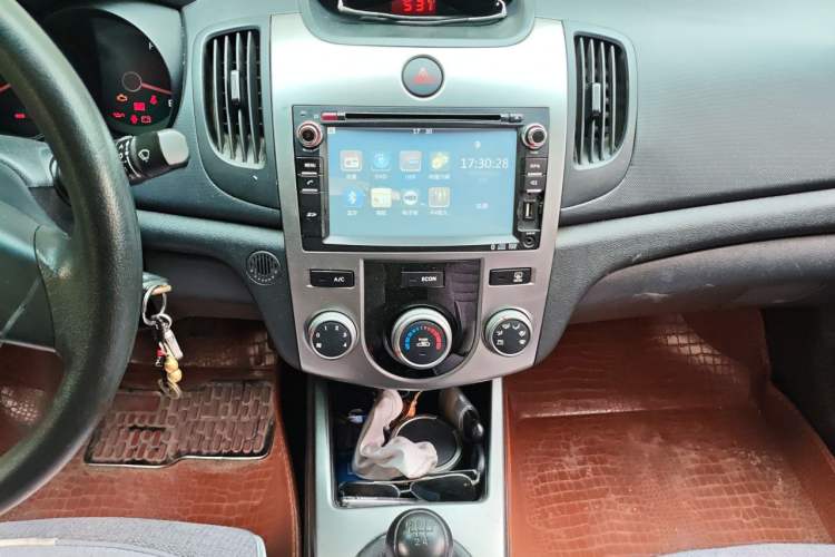Used Kia Forte 2011 1.6L MT GL Audio And AC Panel