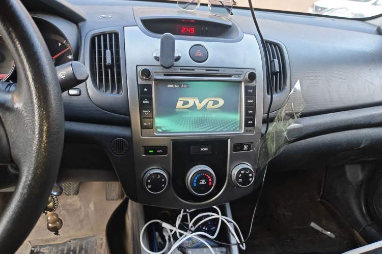 Used Kia Forte 2011 1.6L MT GL Audio And AC Panel