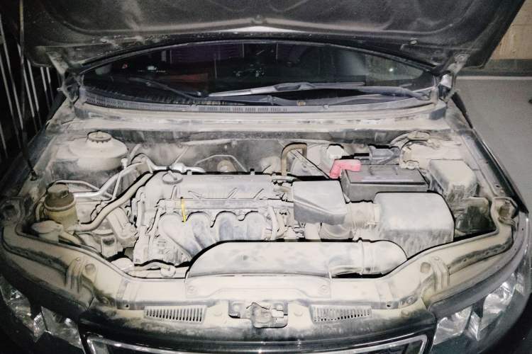 Used Kia Forte 2011 1.6L MT GLS Engine Bay