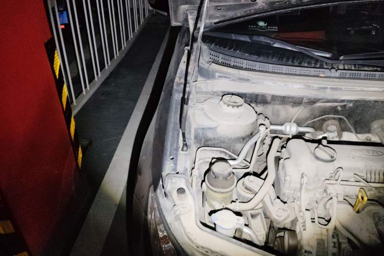 Used Kia Forte 2011 1.6L MT GLS Engine Bay Right