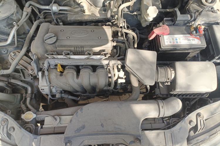 Used Kia Forte 2011 1.6L MT GL Engine Bay