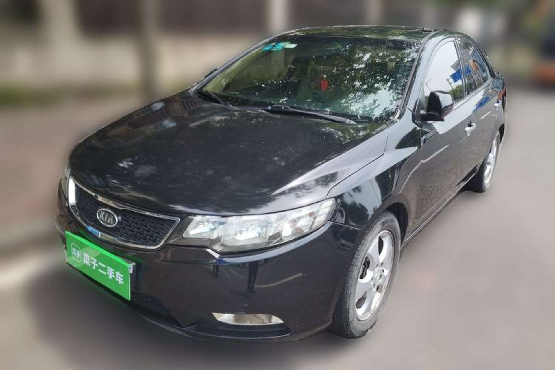 Used Kia Forte 2011 1.6L AT GLS Front Left 45 Deg