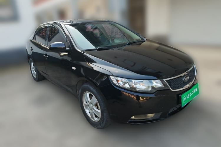 Used Kia Forte 2011 1.6L AT GL Front Right 45 Deg