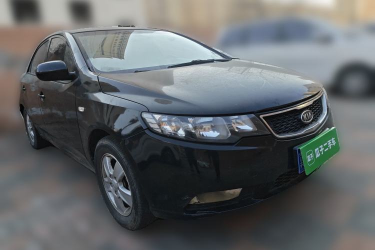 Used Kia Forte 2011 1.6L MT GL Front Right 45 Deg