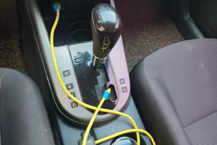 Used Kia Forte 2011 1.6L AT GL Gear Lever