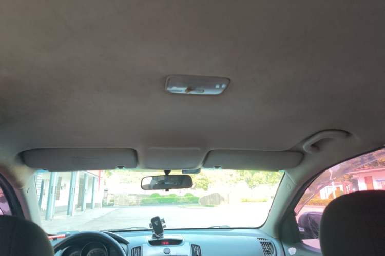 Used Kia Forte 2011 1.6L AT GL Headliner