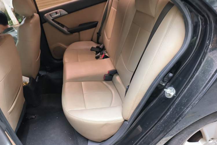 Used Kia Forte 2011 1.6L MT GL Left Rear Seat