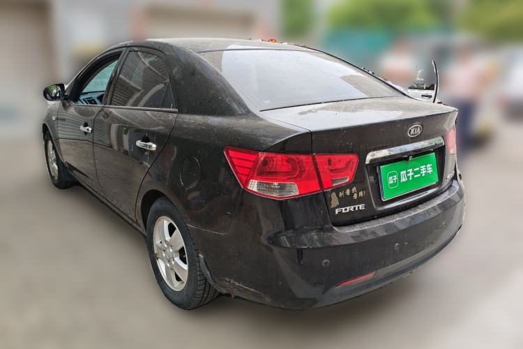 Used Kia Forte 2011 1.6L MT GL Rear Left 45 Deg