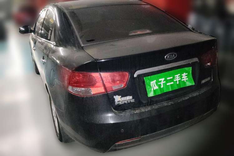 Used Kia Forte 2011 1.6L MT GLS Rear Left 45 Deg