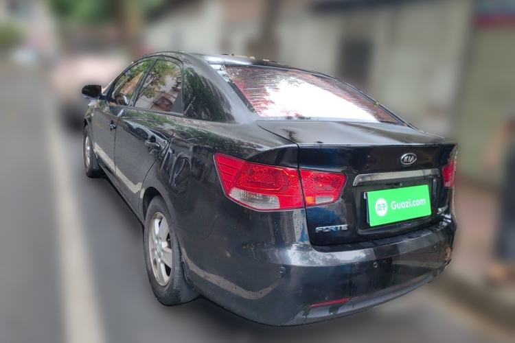 Used Kia Forte 2011 1.6L MT GL Rear Left 45 Deg
