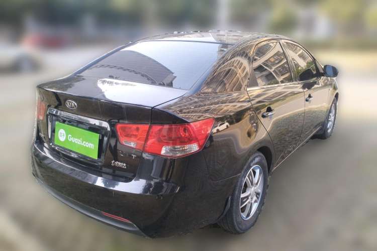 Used Kia Forte 2011 1.6L MT GL Rear Right 45 Deg