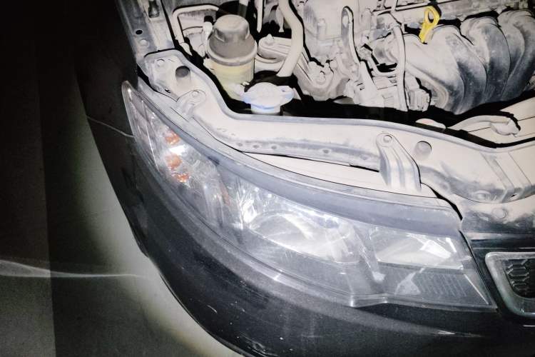 Used Kia Forte 2011 1.6L MT GLS Right Front Headlight