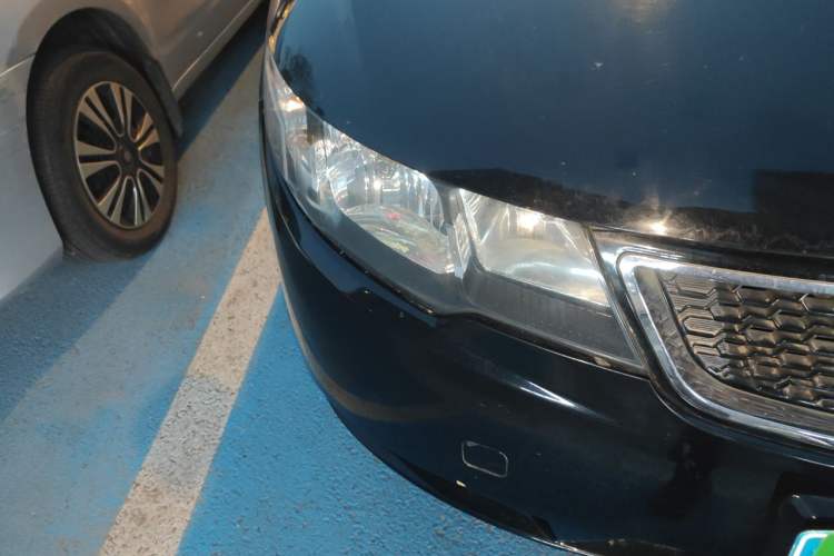Used Kia Forte 2011 1.6L MT GLS Right Front Headlight