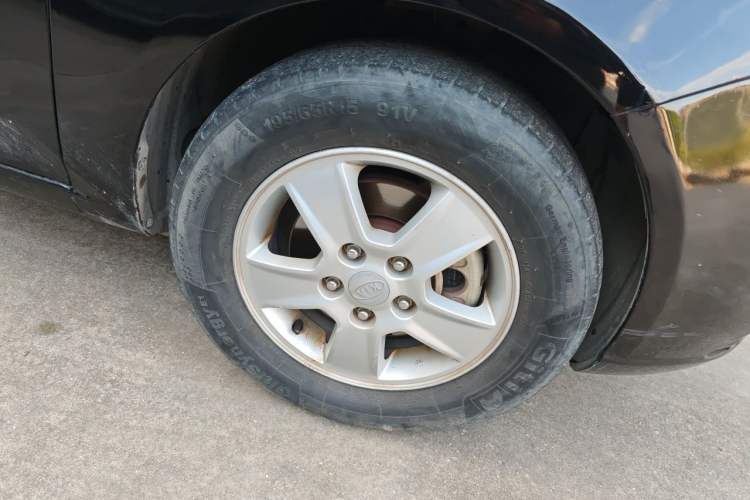 Used Kia Forte 2011 1.6L AT GL Right Front Wheel Hub