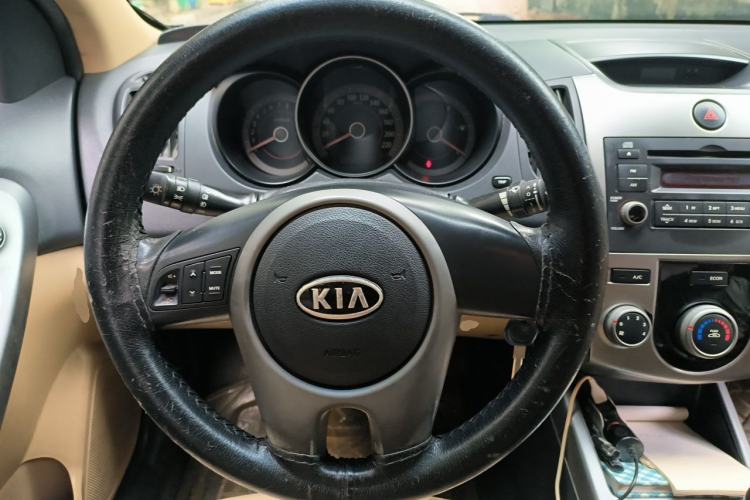 Used Kia Forte 2011 1.6L MT GL Steering Wheel