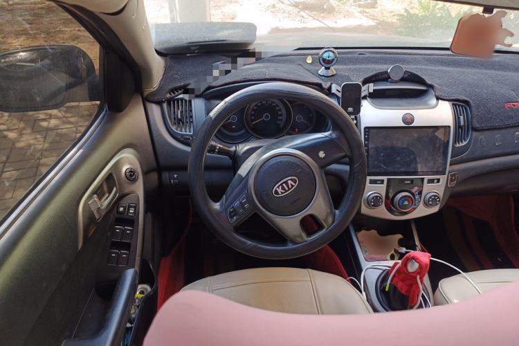 Used Kia Forte 2011 1.6L MT GL Steering Wheel