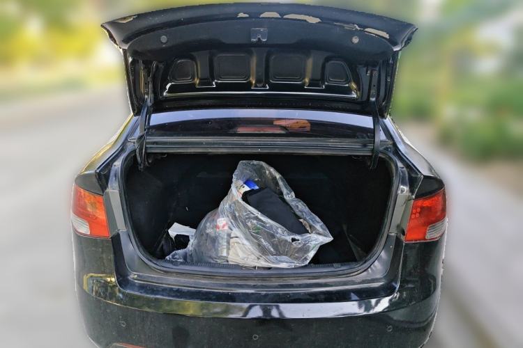 Used Kia Forte 2011 1.6L AT Premium Trunk