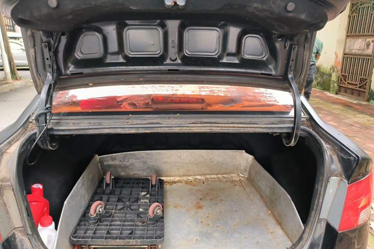 Used Kia Forte 2011 1.6L MT GL Trunk