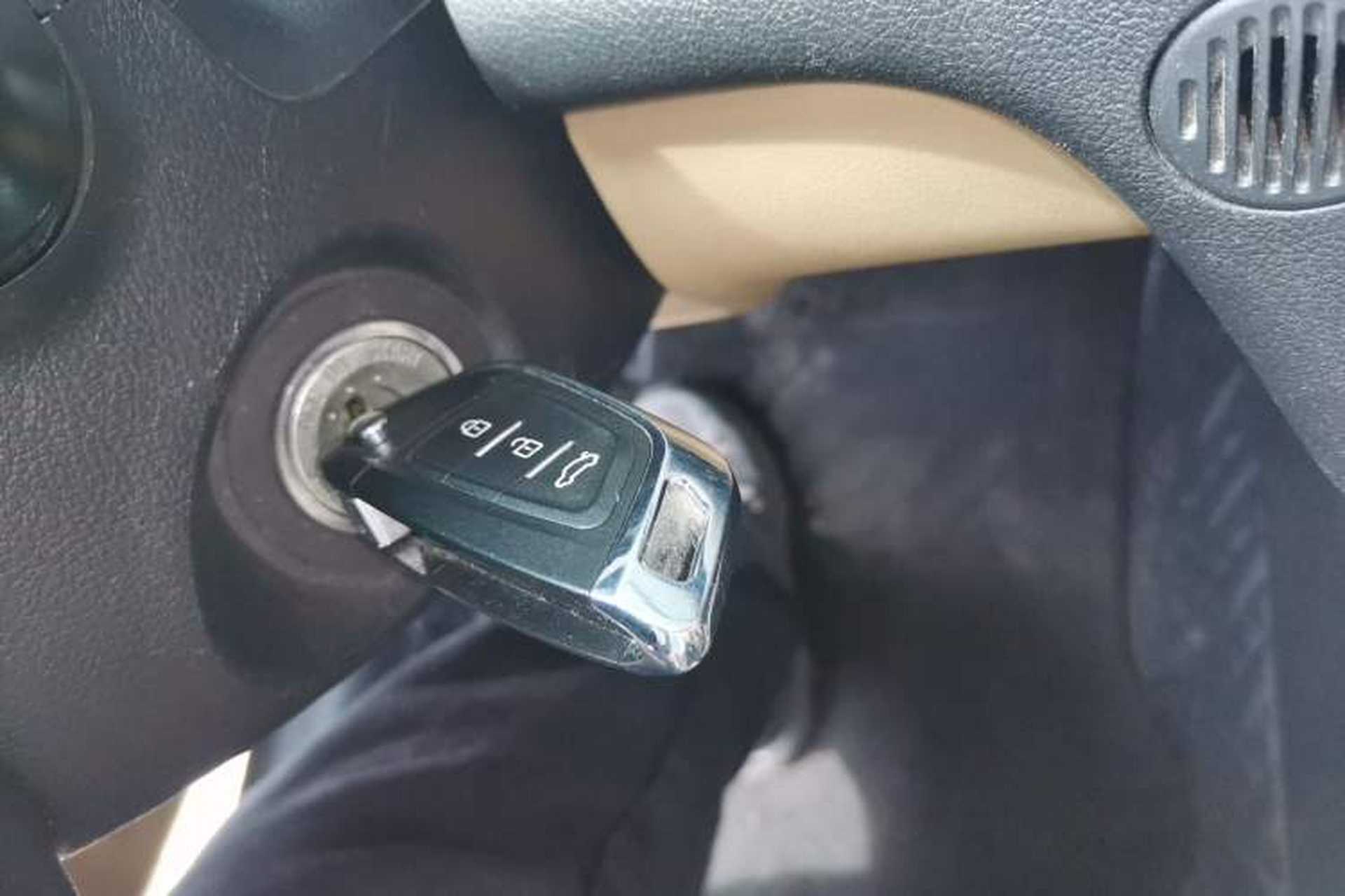 Used Kia Forte 2011 1.6L AT GLS Vehicle Key