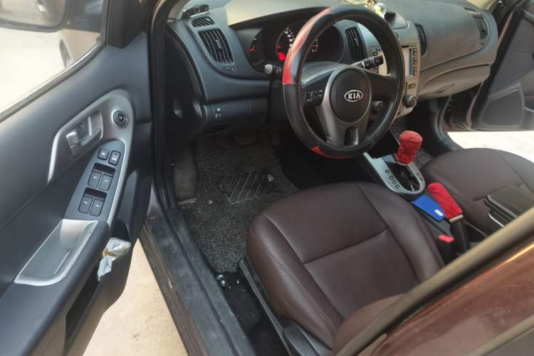 Used Kia Forte 2011 1.6L AT GL Driver Seat
