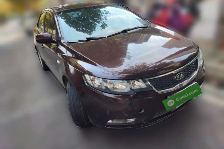 Used Kia Forte 2011 1.6L AT GL Front Right 45 Deg