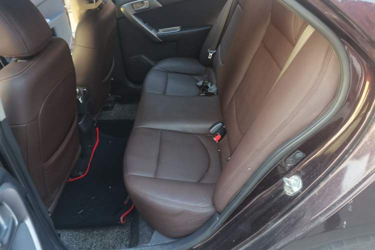 Used Kia Forte 2011 1.6L AT GL Left Rear Seat
