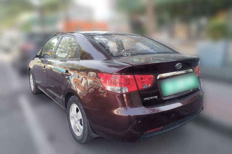 Used Kia Forte 2011 1.6L AT GL Rear Left 45 Deg