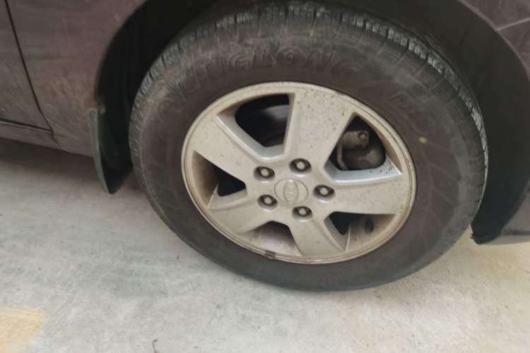 Used Kia Forte 2011 1.6L AT GL Right Front Wheel Hub