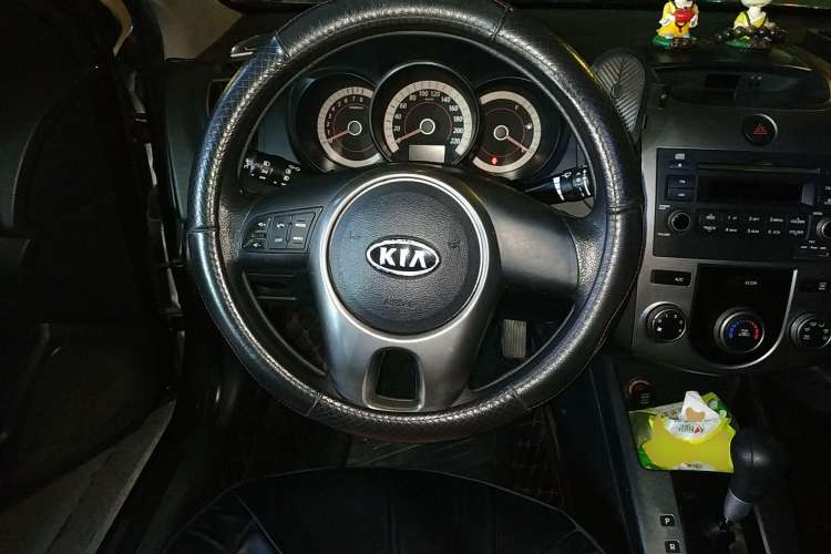 Used Kia Forte 2011 1.6L AT GL Steering Wheel